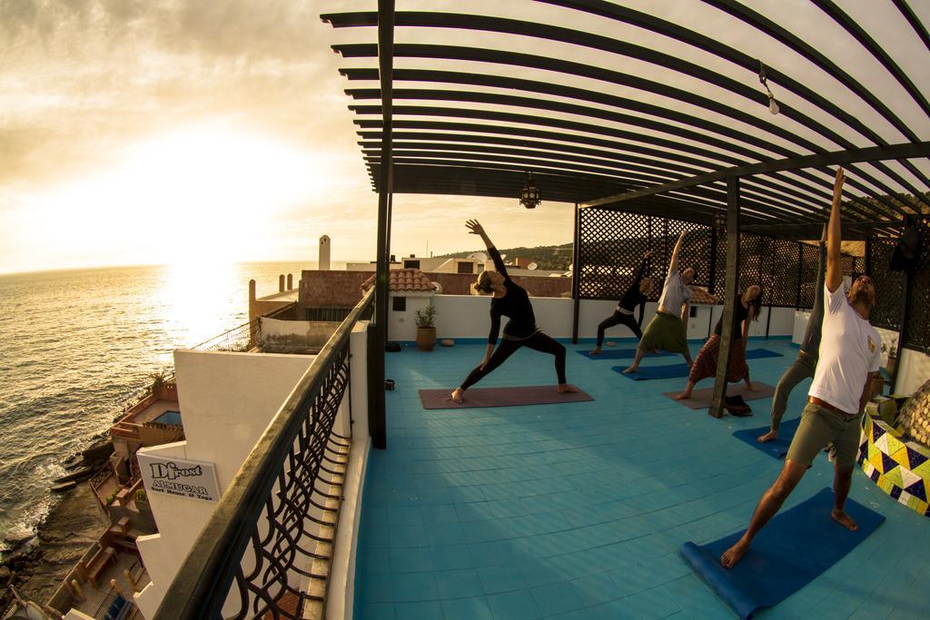 Dfrost Almugar Surf And Yoga Ostello Taghazout Esterno foto