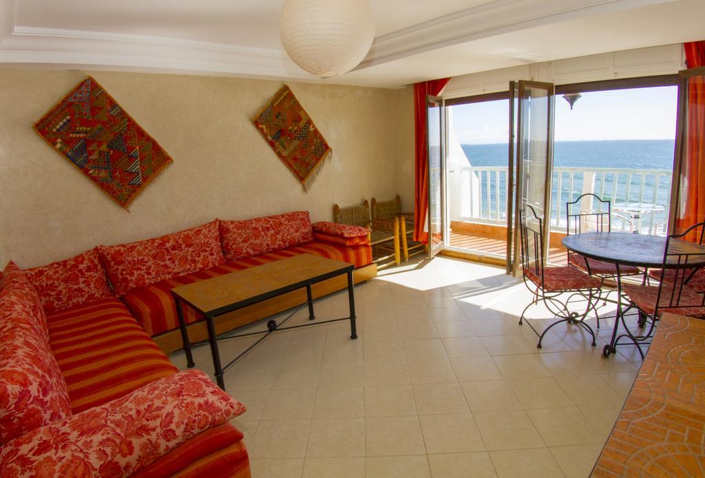 Dfrost Almugar Surf And Yoga Ostello Taghazout Esterno foto