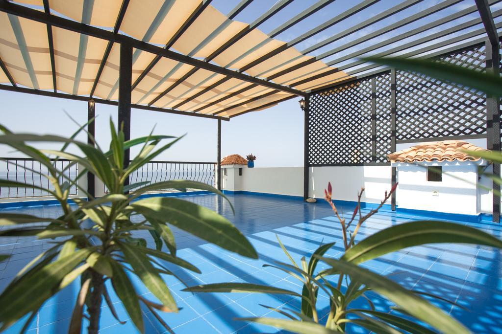 Dfrost Almugar Surf And Yoga Ostello Taghazout Esterno foto